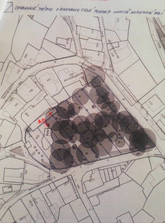 Ochranné pásmo uvnitř starého hřbitova kolem rotundy sv.Kateřiny